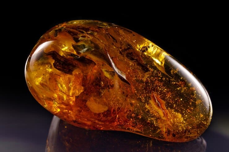 خرید و فروش سنگ کهربا با شرایط فوق العاده